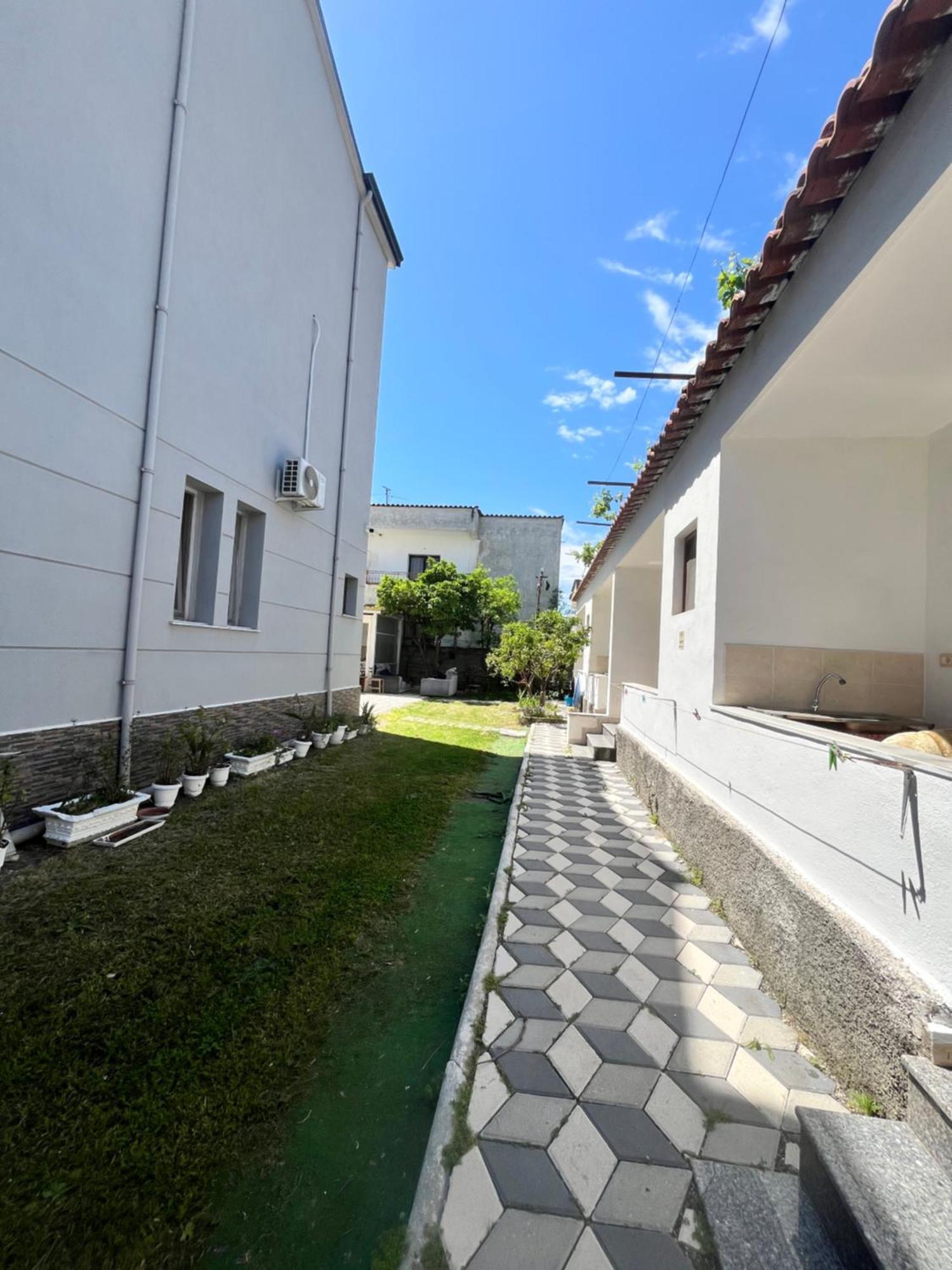 Vila Cano Boutique Durrës Exteriör bild